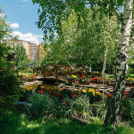 קייב Apartment Poznyaky-Bazhana מראה חיצוני תמונה