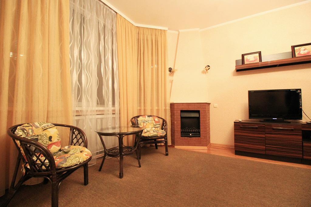 קייב Apartment Poznyaky-Bazhana מראה חיצוני תמונה